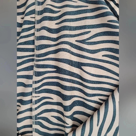 Forever 21 Annie High Front Slit Animal Print Midi Skirt - Picture 11 of 15